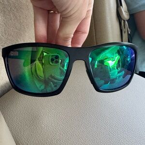 Maui Jim Black Sunglasses - Makoa STG-GM